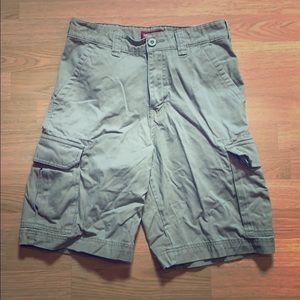 Men’s Khaki Shorts